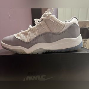 Boys size 2 Retro Jordan 11’s